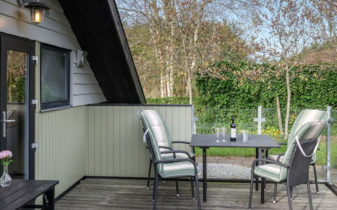 Tenho - 4.4Km from the Sea: Woongebied, Dak, Voorstad, Oprit, Landgoed, Schoorsteen
