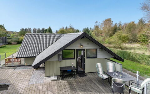 Tenho - 4.4Km from the Sea: Woongebied, Dak, Voorstad, Oprit, Landgoed, Schoorsteen