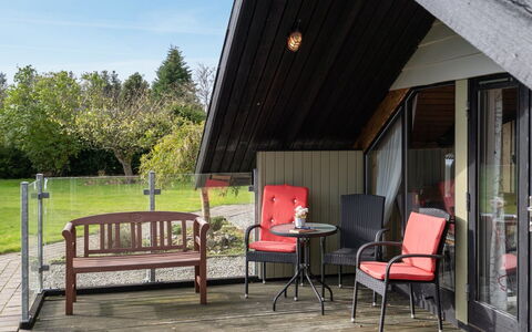 Tenho - 4.4Km from the Sea: Woongebied, Dak, Voorstad, Oprit, Landgoed, Schoorsteen