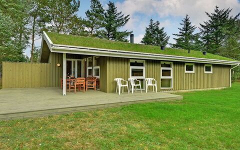 Editt - 2Km from the Sea