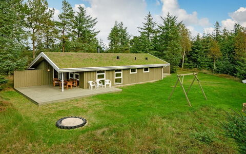 Editt - 2Km from the Sea: Huis, Dak, Huis, Verblijf, Schuur, Garden Gebouwen, Siding, Werf, Blokhut, Hut