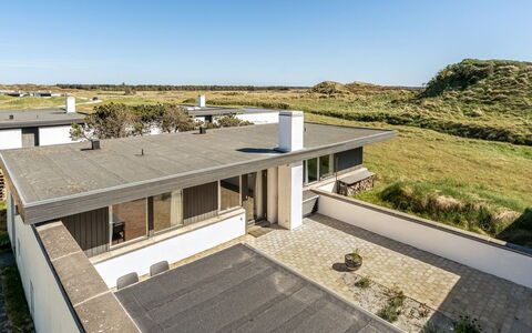 Ingomar - 300M from the Sea: Architectuur, Dak, Huis, Samengesteld Materiaal, Daylighting, Siding, Oprit