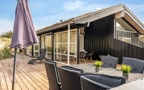 Nielsigne - 400M from the Sea: Dak, Huis, Huis, Verblijf, Siding, Landgoed, Oprit, Garden Gebouwen, Werf, Schuur