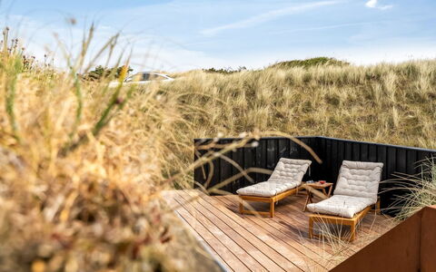 Nielsigne - 400M from the Sea: Dak, Huis, Huis, Verblijf, Siding, Landgoed, Oprit, Garden Gebouwen, Werf, Schuur