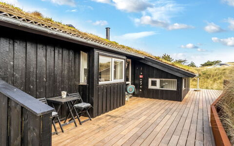 Nielsigne - 400M from the Sea: Dak, Huis, Huis, Verblijf, Siding, Landgoed, Oprit, Garden Gebouwen, Werf, Schuur