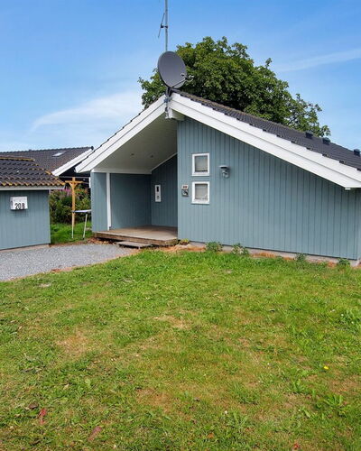 Hane - 150M from the Sea