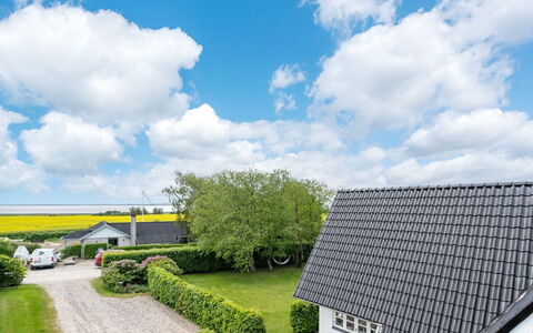 Tamer - 500M to the Fjord: Gras, Dak, Huis, Huis, Verblijf, Land Lot, Gazon, Tuin, Landgoed, Boerderij