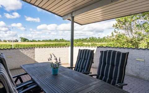 Anselma - 800M to the Fjord: Blauw, Struik, Verblijf, Groundcover, Tuin, Landgoed, Schaduw, Landscaping, Boerderij, Eco Hotel