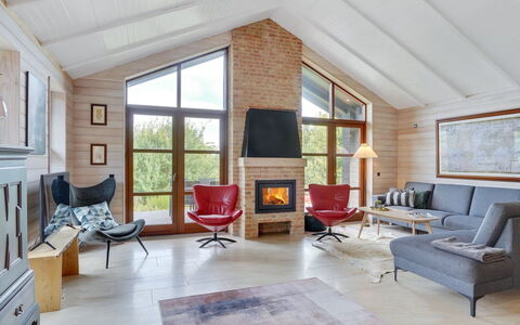 Andri - 600M to the Fjord: Hout, Meubilair, Woonkamer, Interieur Ontwerp, Bankstel, Plafond, Huis, Kamer, Stoel