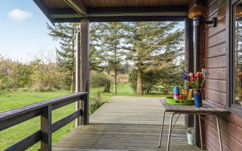 Artur - 1.5Km from the Sea: Blauw, Struik, Verblijf, Groundcover, Tuin, Landgoed, Schaduw, Landscaping, Boerderij, Eco Hotel