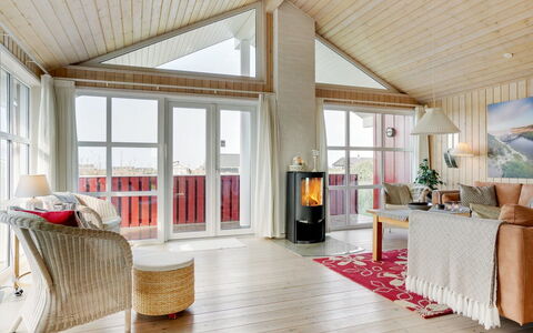 Iacobus - 400M from the Sea: Meubilair, Interieur Ontwerp, Hout, Plafond, Flooring, Verdieping, Huis, Houten Vloer, Woonkamer, Stoel