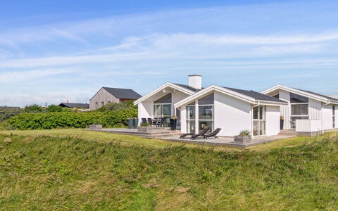 Ohto - 281M from the Sea: Hout, Beits, Plank, Hardwood, Verblijf, Dek, Siding, Schaduw, Houten Vloer, Garden Gebouwen