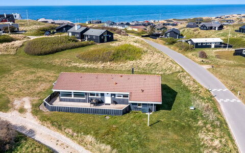Venja - 200M from the Sea: Architectuur, Dak, Huis, Samengesteld Materiaal, Daylighting, Siding, Oprit