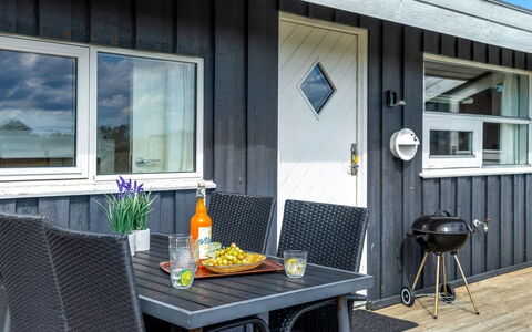 Venja - 200M from the Sea: Architectuur, Dak, Huis, Samengesteld Materiaal, Daylighting, Siding, Oprit