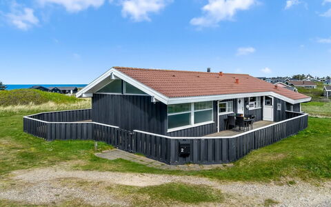 Venja - 200M from the Sea: Architectuur, Dak, Huis, Samengesteld Materiaal, Daylighting, Siding, Oprit