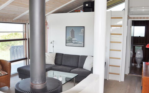 Sigvalda - 250M from the Sea: Hout, Interieur Ontwerp, Flooring, Plafond, Verdieping, Meubilair, Woonkamer, Kamer, Houten Vloer, Stoel