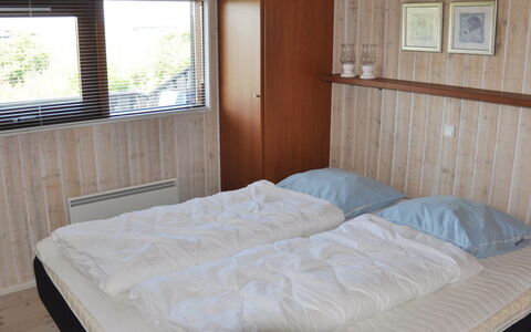 Sigvalda - 250M from the Sea: Bed, Slaapkamer, Hout, Flooring, Verdieping, Laken, Interieur Ontwerp, Meubilair, Bedding, Bed Frame