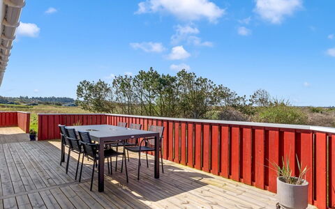Skrallan - 400M from the Sea: Architectuur, Dak, Huis, Samengesteld Materiaal, Daylighting, Siding, Oprit