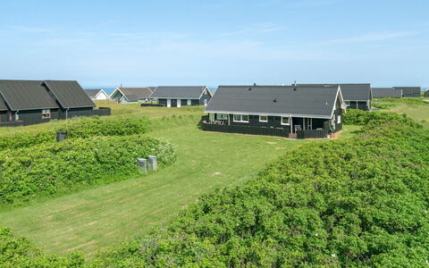 Ananda - 245M from the Sea: Plantengemeenschap, Zonlicht, Kruidachtige Plant, Tuin, Plantage, Landbouw, Boerderij