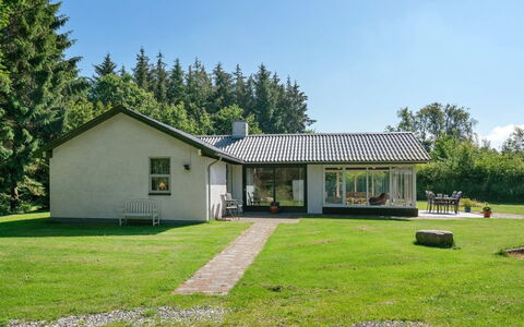 Marsa - 1.5Km from the Sea: Gras, Huis, Dak, Huis, Verblijf, Land Lot, Boerderij, Gazon, Landgoed, Tuin