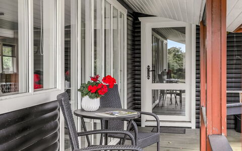 Sorja - 420M from the Sea: Hout, Veranda, Deur, Huis, Verdieping, Plafond, Siding, Hardwood, Beits, Dek