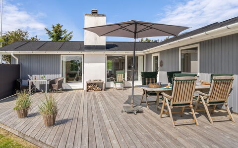 Wolfger - 350M from the Sea: Gras, Grasland, Land Lot, Verblijf, Landelijk Gebied, Weide, Garden Gebouwen, Tuin, Schuur
