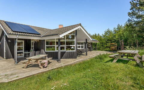 Winder - 1.3Km from the Sea: Verblijf, Huis, Huis, Dak, Veranda, Landgoed, Siding, Garden Gebouwen, Boerderij, Werf