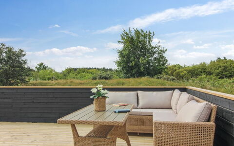 Heriest - 1.2Km from the Sea: Woongebied, Dak, Voorstad, Oprit, Landgoed, Schoorsteen