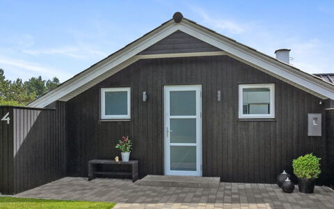 Harmen - 1.1Km from the Sea: Interieur Ontwerp, Plafond, Appartement, Flooring, Meubilair, Verdieping, Kamer, Verlichting, Huis, Bankstel
