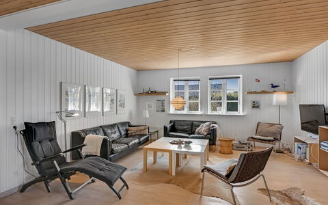 Othelia - 1.8Km from the Sea: Appartement, Schaduw, Balkon, Stoel, Hek, Buitenmeubels, Aluminium, Kunstgras