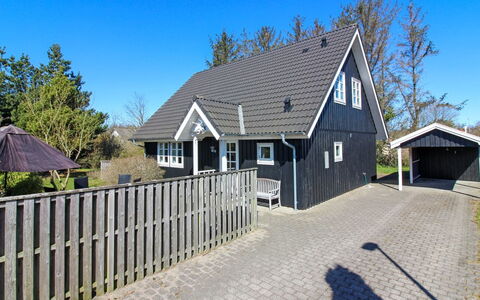 Othelia - 1.8Km from the Sea: Woongebied, Dak, Voorstad, Oprit, Landgoed, Schoorsteen