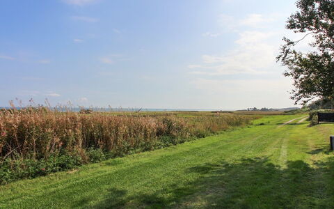 Isalie - 200M from the Sea: Lucht, Blauw, Groen, Gras, Grasland, Natuurlijk Landschap, Vegetation, Plain, Ecoregio, Veld