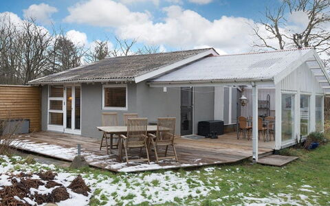 Gonda - 500M from the Sea: Dak, Huis, Huis, Verblijf, Siding, Landgoed, Oprit, Garden Gebouwen, Werf, Schuur