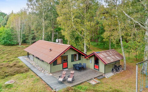 Esteri - 800M from the Sea: Huis, Verblijf, Huis, Landelijk Gebied, Garden Gebouwen, Blokhut, Siding, Schuur, Werf, Boerderij