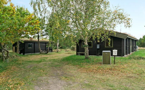 Gorjan - 300M from the Sea: Gras, Land Lot, Landelijk Gebied, Verblijf, Schuur, Garden Gebouwen, Schaduw, Tuin, Gazon
