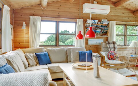 Gorjan - 300M from the Sea: Meubilair, Interieur Ontwerp, Bankstel, Hout, Plafond, Flooring, Kamer, Verdieping, Woonkamer, Huis