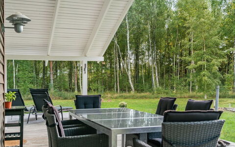 Thomasine - 1.5Km from the Sea: Hout, Huis, Veranda, Dek, Hardwood, Dak, Beits, Houten Vloer, Eco Hotel