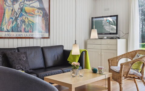 Apoline - 5Km from the Sea: Dak, Huis, Huis, Verblijf, Siding, Landgoed, Oprit, Garden Gebouwen, Werf, Schuur