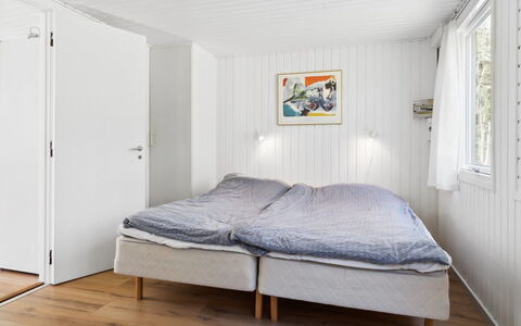 Apoline - 5Km from the Sea: Dak, Huis, Huis, Verblijf, Siding, Landgoed, Oprit, Garden Gebouwen, Werf, Schuur