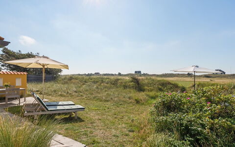 Jantje - 500M from the Sea: Gras, Landschap, Land Lot, Plantengemeenschap, Landelijk Gebied, Weide, Buitenmeubels, Shrubland, Boerderij