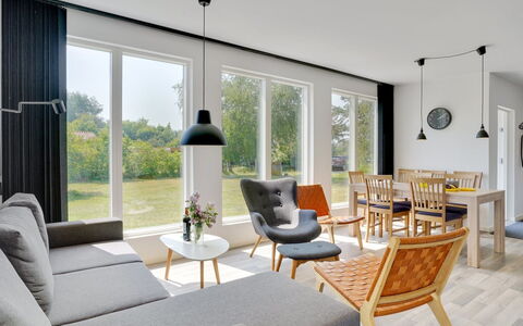 Sighmund - 530M from the Sea: Gras, Huis, Dak, Huis, Verblijf, Struik, Land Lot, Landelijk Gebied, Boerderij, Groundcover