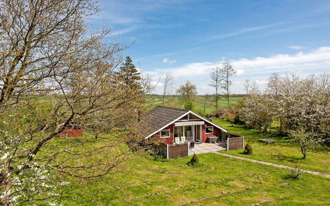 Henna - 550M to the Fjord: Dak, Huis, Land Lot, Huis, Verblijf, Landgoed, Garden Gebouwen, Schaduw, Blokhut, Landscaping