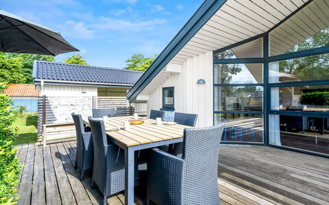 Truls - 800M from the Sea: Huis, Verblijf, Veranda, Siding, Boerderij, Outdoor Structuur