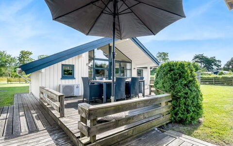 Truls - 800M from the Sea: Huis, Verblijf, Veranda, Siding, Boerderij, Outdoor Structuur