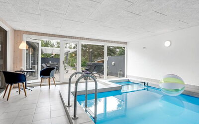 Sverker - 300M from the Sea