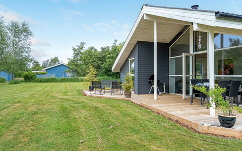 Luukas - 150M from the Sea: Appartement, Schaduw, Balkon, Stoel, Hek, Buitenmeubels, Aluminium, Kunstgras