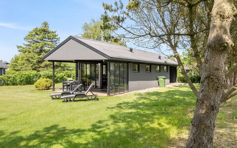 Veljan - 400M from the Sea: Dak, Huis, Land Lot, Huis, Verblijf, Landgoed, Garden Gebouwen, Schaduw, Blokhut, Landscaping