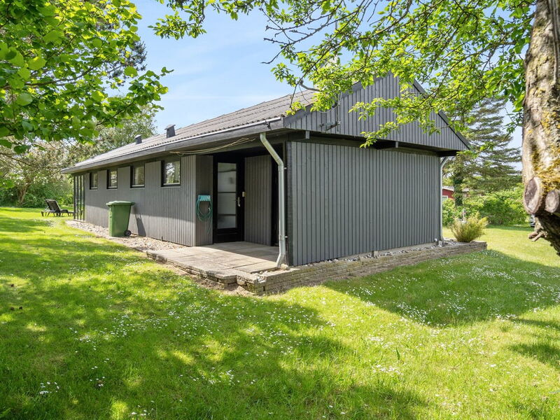 Veljan - 400M from the Sea
