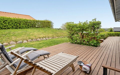 Ankarl - 700M from the Sea: Dak, Huis, Huis, Verblijf, Deur, Siding, Dek, Veranda, Plank, Hardwood