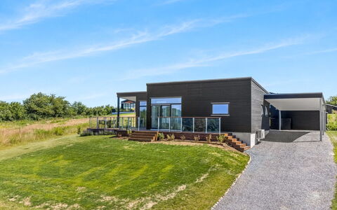 Klarin - 350M from the Sea: Land Lot, Huis, Verblijf, Landgoed, Boerderij, Veranda, Landscaping, Ontwerp, Garden Gebouwen, Siding